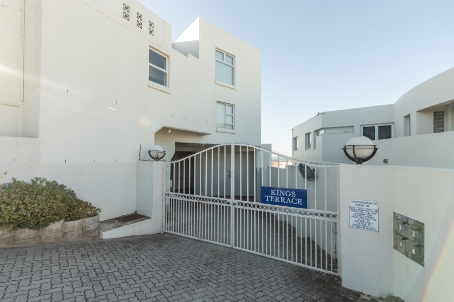 2 Bedroom Property for Sale in Summerstrand Eastern Cape